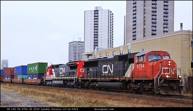 CN 148 CN 5754 CN 2038 London Ontario 12-12-2014