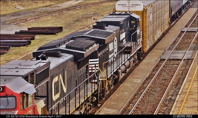 CN 385 NS 9256 Woodstock Ontario April 1 2017