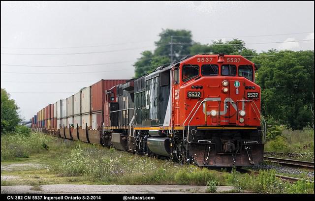 CN 5537 Ingersoll Ontario 8-2-2014