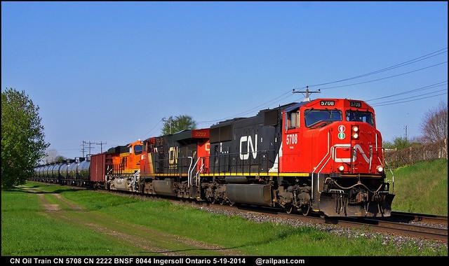 CN 5708 CN 2222 BNSF 8044 Ingersoll Ontario 5-19-2014