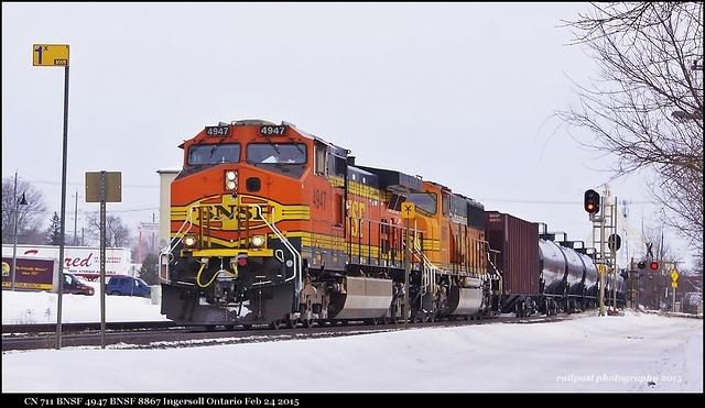 CN 711 BNSF 4947 BNSF 8867 Ingersoll Ontario Feb 24 2015
