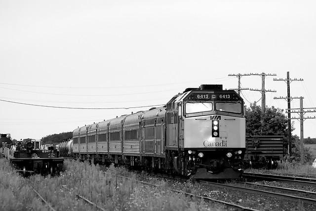 VIA 6413 70 Paris Junction 8-18-10