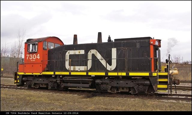 CN 7304 Parkdale Yard Hamilton Ontario 12-29-2014