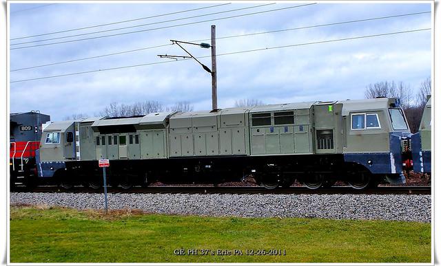 GE PH 37-2 Erie PA 12-26-2011