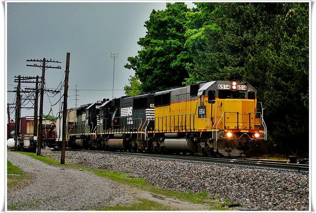 NS 6514 Bellevue Ohio 5-8-2012