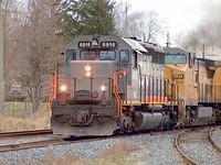 CNWC 6916 leads UP 9526 on 271 as it leaves Ingersoll Ontario 11-17-05