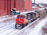 Caught CN 2627 leading a westbound mile 42.2 Grimsby sub.