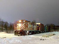 CP local 1505 picking up OSR cars in Ingersoll at OSR and CP exchange 1/12/04