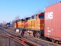 BNSF 4813 & 5491, a matched pair of C44-9W on 327 Ingersoll Ontario 11-12-04
