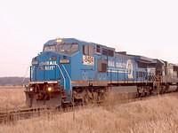 Conrail 8424 and NS 2526 arriving at Talbotville Ontario 12-4-04