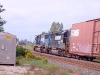 Conrail 5432 leads NS 7059 on 327 Ingersoll Ontario 9-6-04