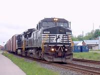NS 8390 leads 328 through Ingersoll 5/28/04