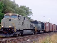 NS 9862 leads NS 6685 on 328 through Ingersoll Ontario 7-27-04